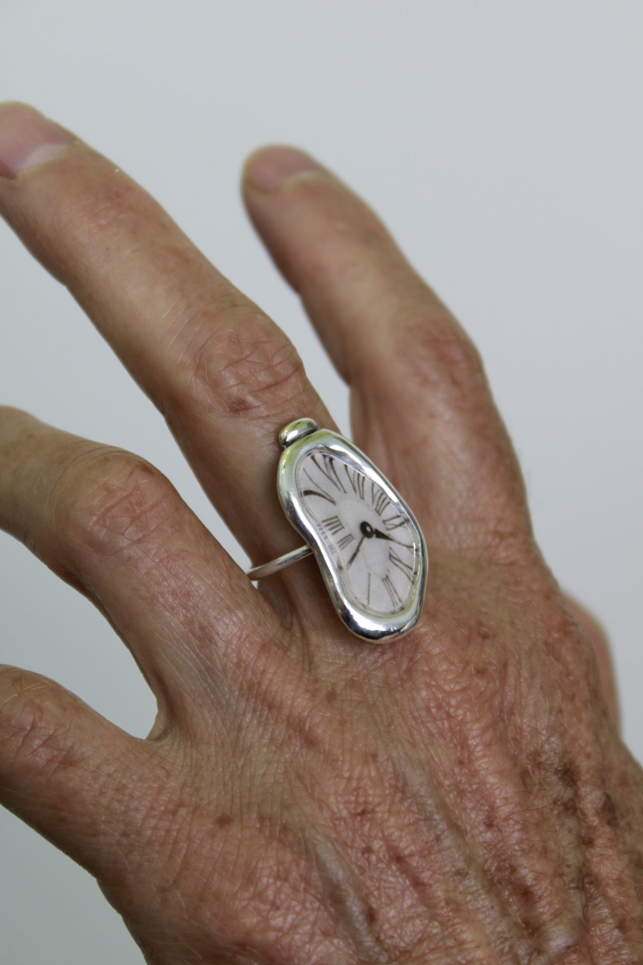 Melting Clock Ring