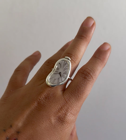 Melting Clock Ring